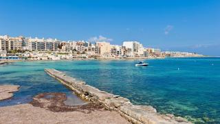 A lovely 2BR home, fully equipped with WIFI & AC by 360 Estates - 9