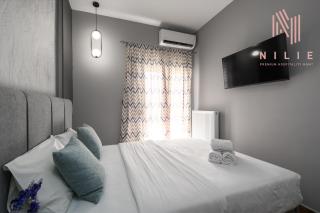 Luz, Nilie Hospitality MGMT - 3