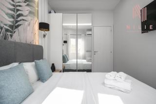 Luz, Nilie Hospitality MGMT - 2