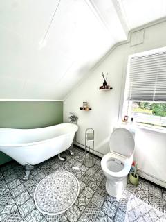 Idyllic Lake House - 4 rooms & 5 m Glamping Tent - Boat & SUP - 1