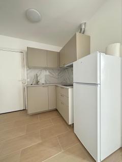 Renovated prestige apartment - 8