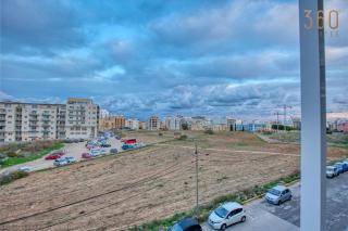 A lovely 2BR home, fully equipped with WIFI & AC by 360 Estates - 7