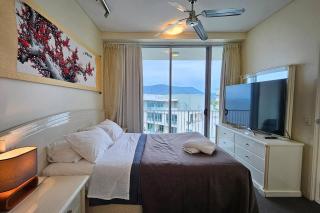 Waterfront Sub-Penthouse Apartment in City Centre - 8