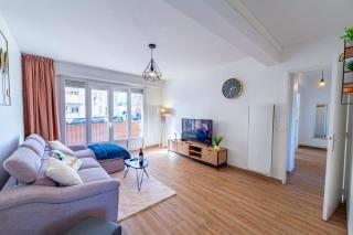 3 chambres, T4 100m2, Free Parking Privé, Lumineux & Spacieux - 0
