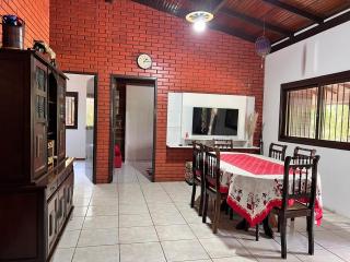 Casa de Campo Pet Friendly com Churrasqueira - 2