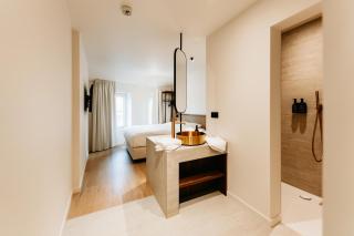 Alfred Hotel & Gastro Bar - 1