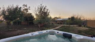 בקתת המפל - 0