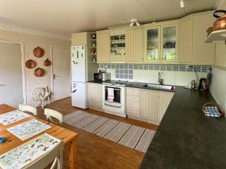 Historic Vicarage By The Lake In Dalskog - 6