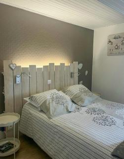 Peaceful Miller's House Gite Near L'isle-Jourdain - 4