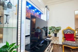 K Guest House, Bonanjo - 2