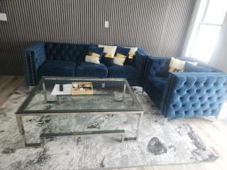 Modern Basement Suite • King Bed & 100” TV - 9