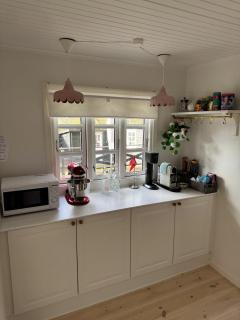 Summer House Near Dronningmølle Beach - 4