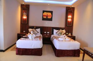 Lake Avenue Hotel - 8