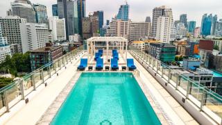 Radisson Hotel Chateau de Bangkok - 0