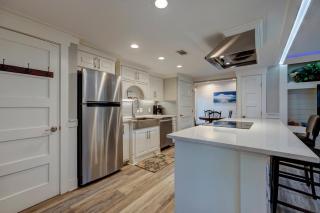 Elderberry Lane 3 - 5