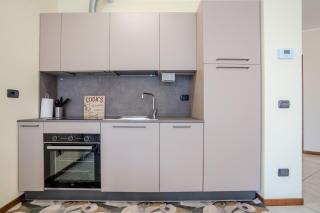 Sunset Studio - studio apartment & garage, near A8 highway - 2