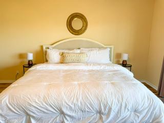 Sunshine&Shoreline-LakefrontDog Days Condo 3BD2BA - 9