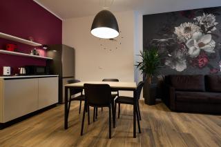 Suite In Town Home - 2