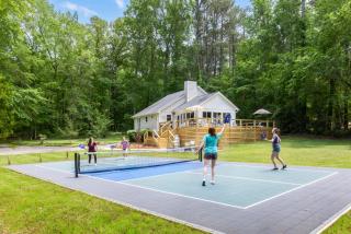 Admirals Retreat - Dock Pickleball & Firepit - 9