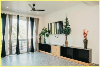 Hotel The Blue-Pine Pool Stay Near Naini Lake - Restaurant - Parking And Swimming Pool - Best Luxuary Hotel In Nainital - 6