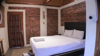 VILLA OPA DOEL YOGYAKARTA - 8