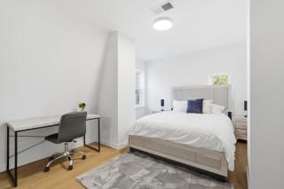 A Modern 1BR Oasis in Carriage House - 0