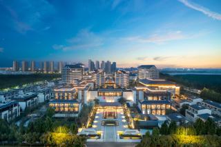 HUALUXE Hotels and Resorts Xianyang - 0