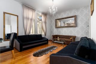 Hound Deluxe Suite - 8