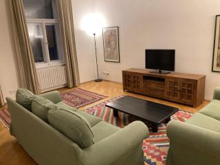 Wide Apartment In Center - 6