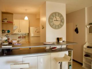 Appartement T2 Climatise avec Loggia à La Favière, Proche Plages et Commerces, Parking Inclus - FR-1-610-2 - 6