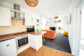 Seaside Home with Parking Near Tolcarne Beach - 1