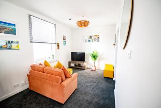 Seaside Home with Parking Near Tolcarne Beach - 2