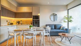 Chic Versalles Condo Infinity Pool, Coworking - 3