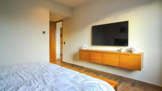 Chic Versalles Condo Infinity Pool, Coworking - 2