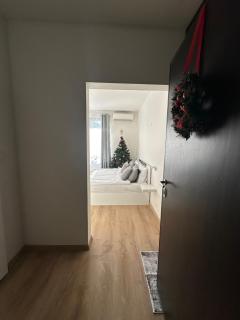 Rose's studio - Bulgaria mall, Brand New, Ground floor, Self check-in, Free Public parking - 8