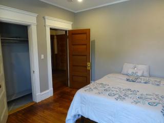 Spacious Home in Framingham MA - Framingham - 1