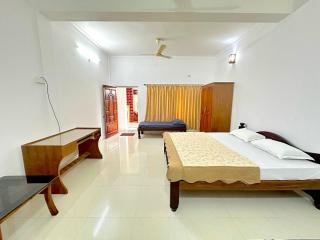 The 77 Estate Stay - 8