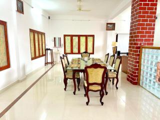 The 77 Estate Stay - 4