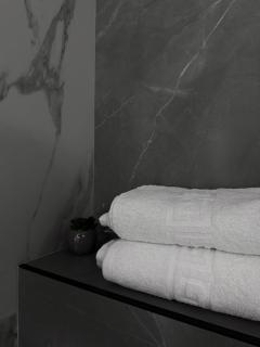 Modern Majesty Apartament - 1