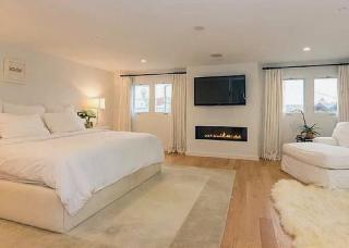 Modern Three Bedroom Beachside Home Steps from Venice Sand - 2