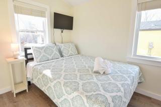 4 Min Drive to Bayside Beaches - 6