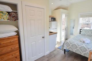 4 Min Drive to Bayside Beaches - 2