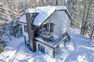 Condo and Spa - Le Saloon Nordik - 0