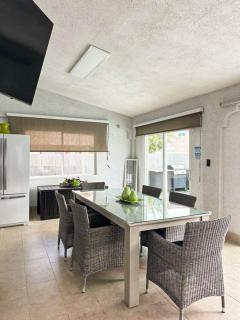 3BR - 3BA w Pool & BBQ -15 Mins to Strip & Airport - 3