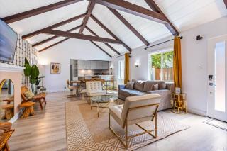 Bel Air Very Private and Comfy Home with Jacuzzi - 6