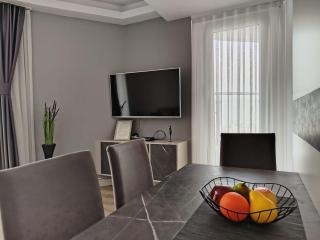 19th Floor Condo in Cevahir with pool fitness - 2