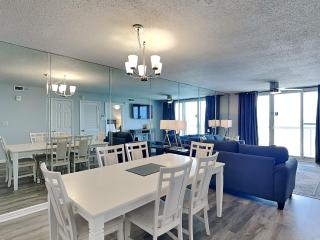 Pelican Beach #1812 - 2