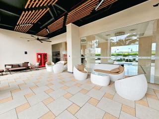 Skyhouse At By LiviRooms Tangerang - 8