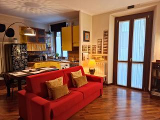 VFH Stylish Boutique Apartment-City Center - 0