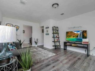 Villa Soleil Miami - 2